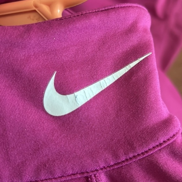 Nike Livestrong Dri Fit pullover - Picture 9 of 10